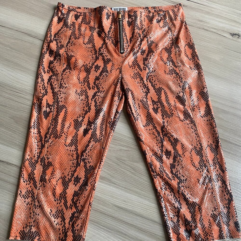 Nhu Duong Designer Orange Snake Skin Zip up ankle pants, size 6